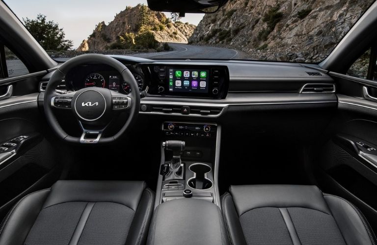 Dashboard View of the 2022 Kia K5